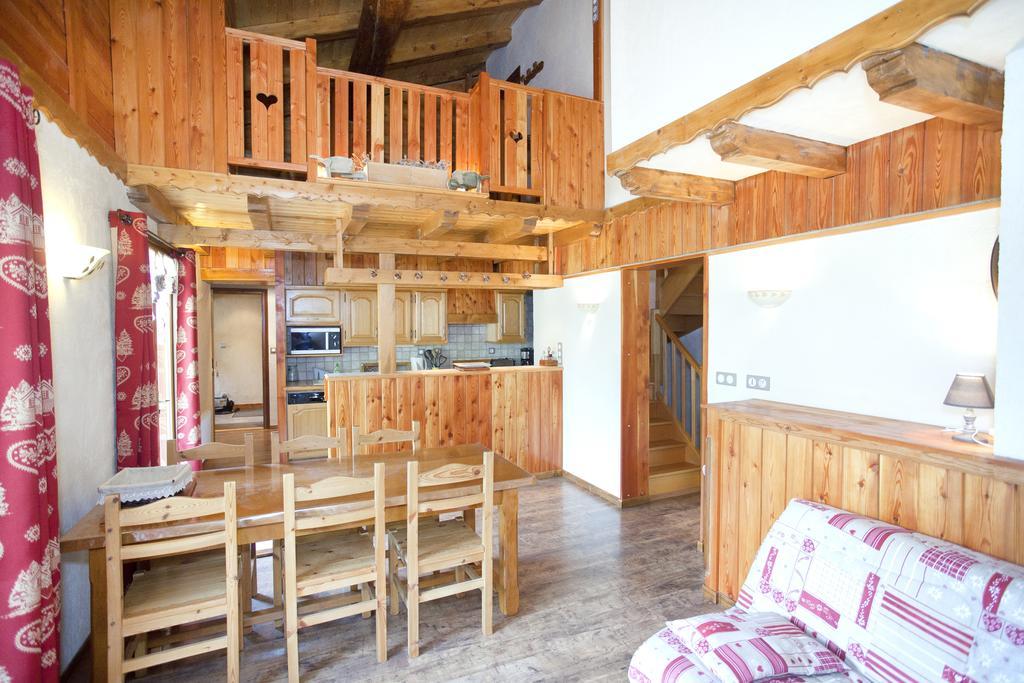 Chalet L'Aubepine Residence B&B Bessans Ruang foto