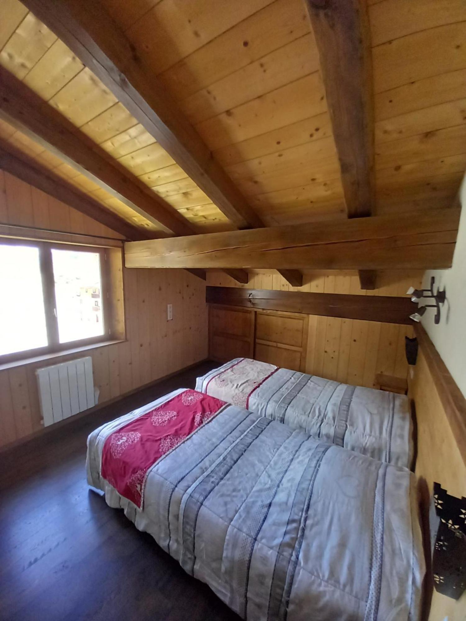 Chalet L'Aubepine Residence B&B Bessans Bagian luar foto