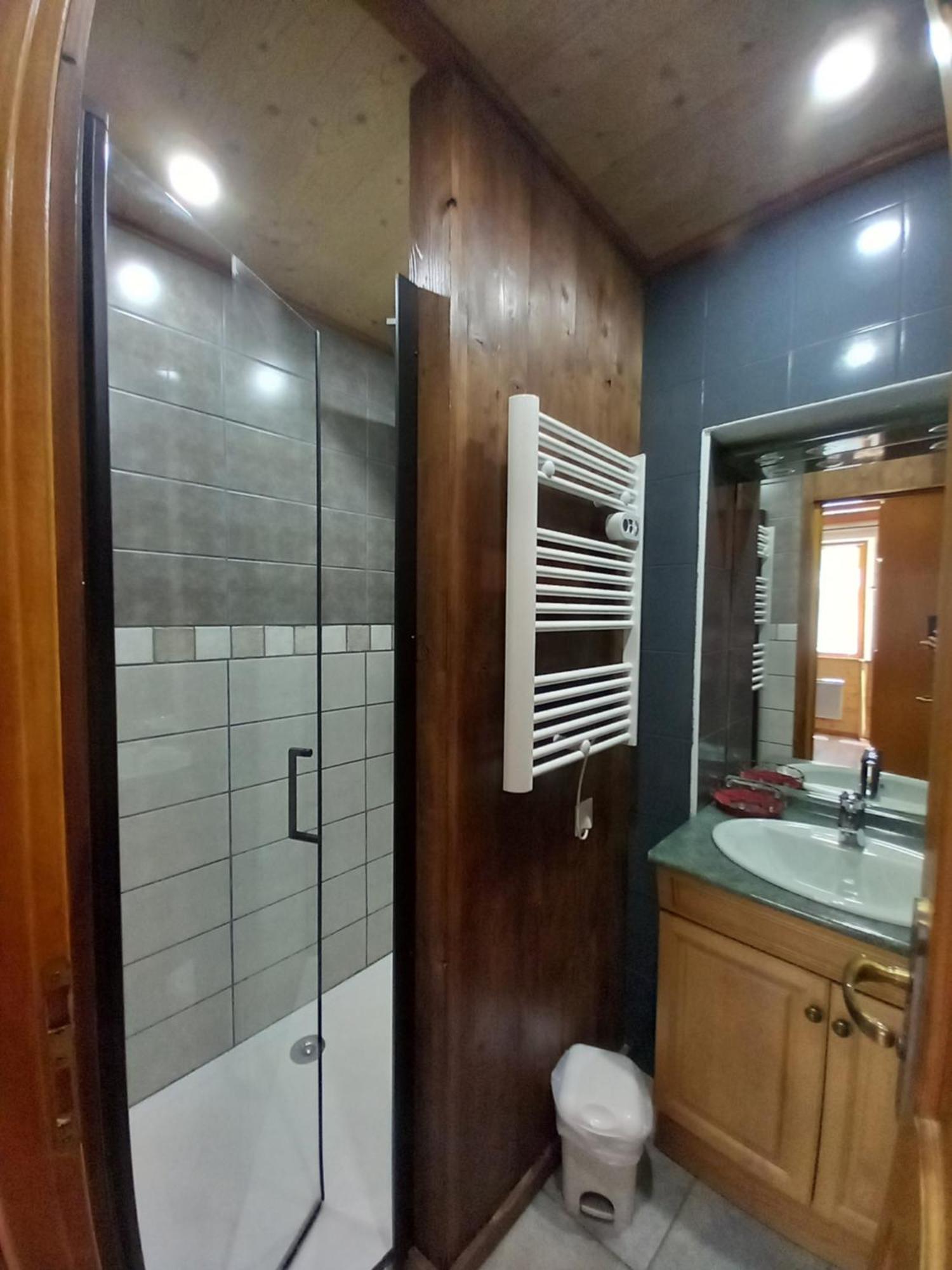 Chalet L'Aubepine Residence B&B Bessans Bagian luar foto