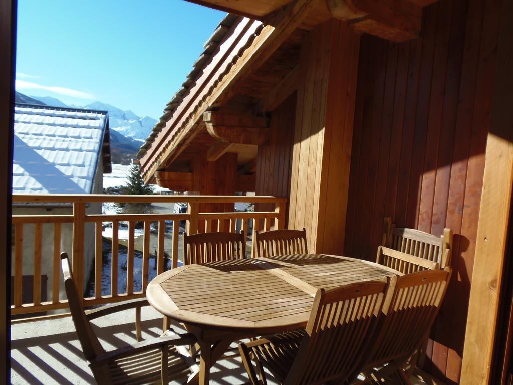 Chalet L'Aubepine Residence B&B Bessans Bagian luar foto