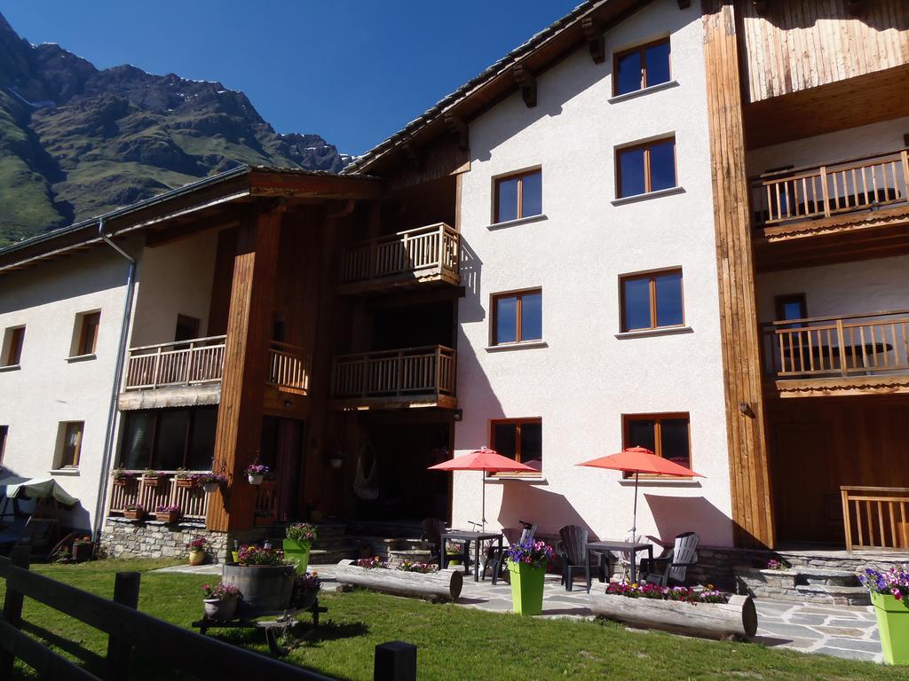 Chalet L'Aubepine Residence B&B Bessans Bagian luar foto