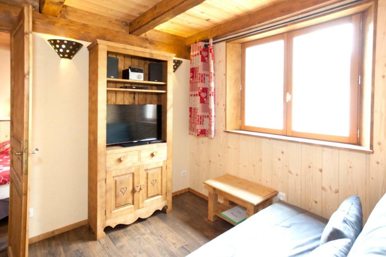 Chalet L'Aubepine Residence B&B Bessans Bagian luar foto