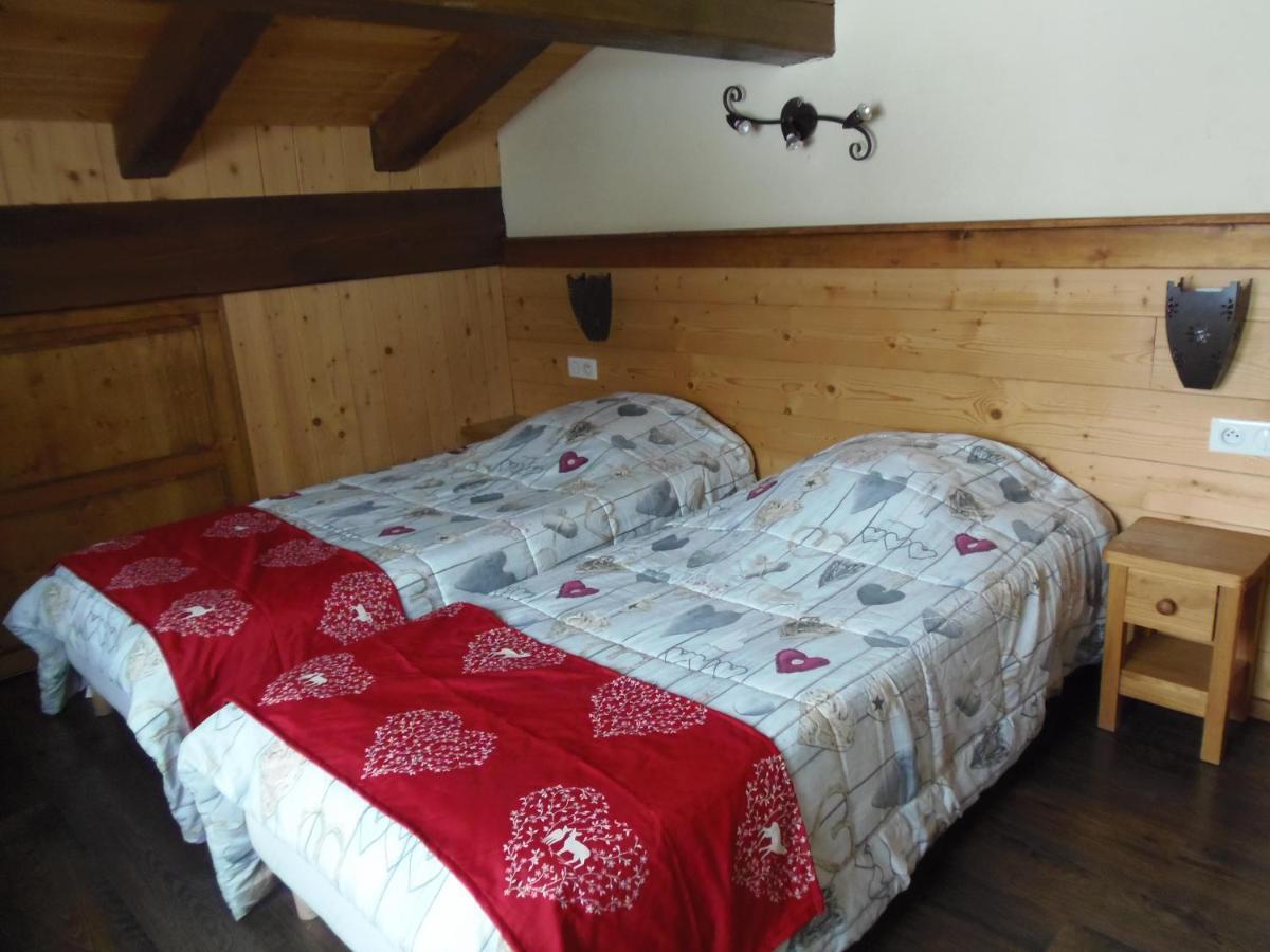 Chalet L'Aubepine Residence B&B Bessans Bagian luar foto